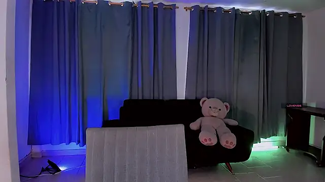 gatitavenecis online show from 04-22-26, 09:27