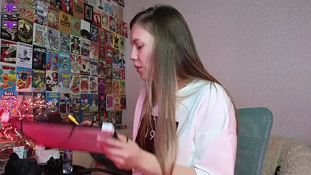 LittleLeen online show from 09-23-25, 03:59