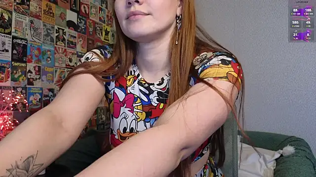 LittleLeen online show from 12-01-25, 04:23