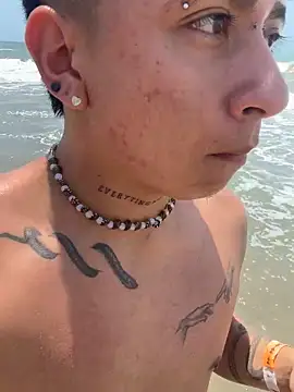 daimond 01 online show from 04-12-26, 05:51