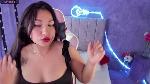Snapshot of Diosa-afrodita chatting on 03-05-25, 11:28 Diosa-afrodita online show from 03-05-25, 11:28