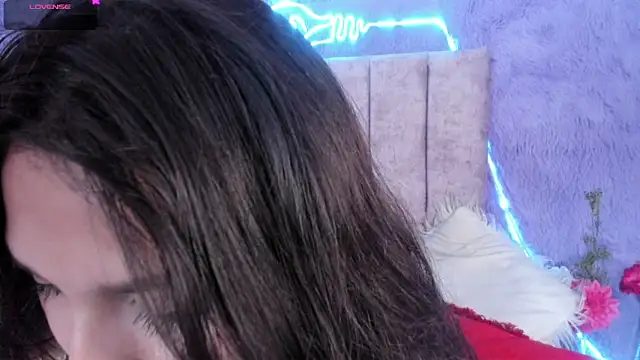 Snapshot of Diosa-afrodita chatting on 03-07-25, 07:16 Diosa-afrodita online show from 03-07-25, 07:16