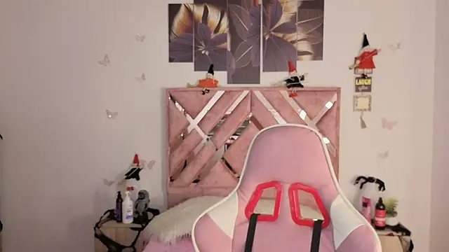 Snapshot of Diosa-afrodita chatting on 10-24-25, 04:20 Diosa-afrodita online show from 10-24-25, 04:20