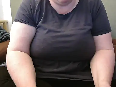 MarthaBriest online show from 03-08-25, 04:17