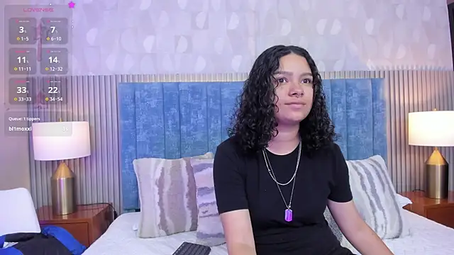 pretty sunlight  online show from 11-20-25, 01:28