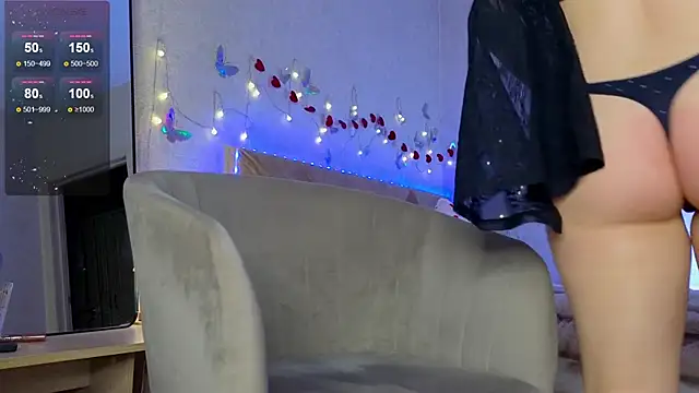 Snapshot of lavenderluxe chatting on 03-01-25, 04:11 lavenderluxe online show from 03-01-25, 04:11