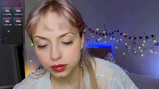 Snapshot of lavenderluxe chatting on 03-07-25, 01:29 lavenderluxe online show from 03-07-25, 01:29