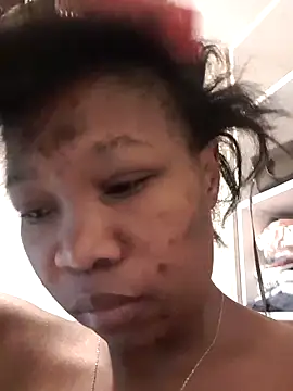 TheSweetBerry online show from 10-30-25, 03:08