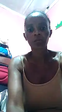 Snapshot of sweets_80 chatting on 02-13-25, 10:00 sweets 80 online show from 02-13-25, 10:00