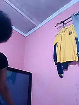 Snapshot of sweets_80 chatting on 03-18-25, 06:57 sweets 80 online show from 03-18-25, 06:57