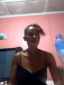 Snapshot of sweets_80 chatting on 09-16-25, 05:58 sweets 80 online show from 09-16-25, 05:58