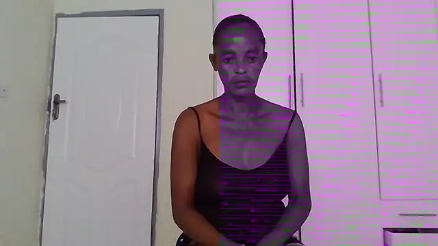 Snapshot of sweets_80 chatting on 10-22-25, 04:35 sweets 80 online show from 10-22-25, 04:35