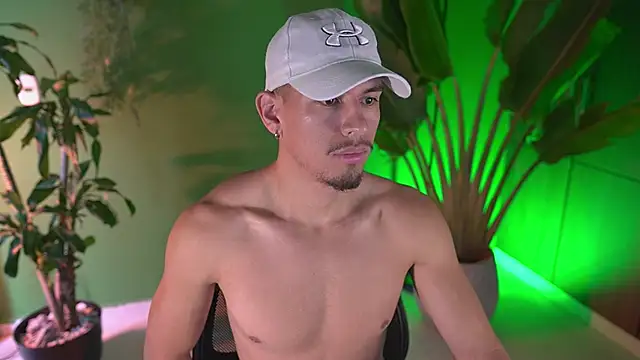 Aaronfox x online show from 04-06-26, 12:39