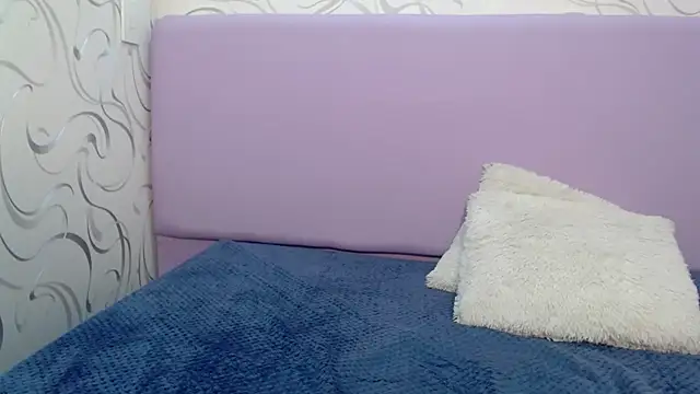 NathaliaSmith3x online show from 10-23-25, 04:01