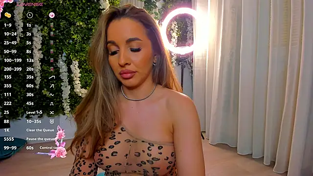 VivienCarter online show from 01-31-25, 12:40