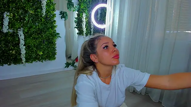 VivienCarter online show from 09-13-25, 02:50