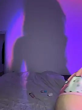 Snapshot of madelinexx chatting on 02-05-26, 04:00 madelinexx online show from 02-05-26, 04:00