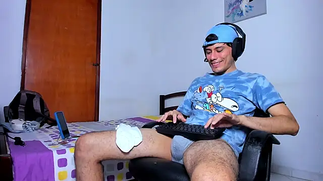 Huge latin cock online show from 12-22-24, 10:47