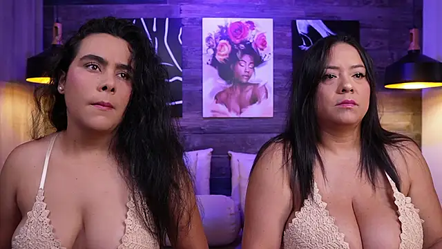 Snapshot of DanyAndAlexa chatting on 09-13-25, 12:49 DanyAndAlexa online show from 09-13-25, 12:49