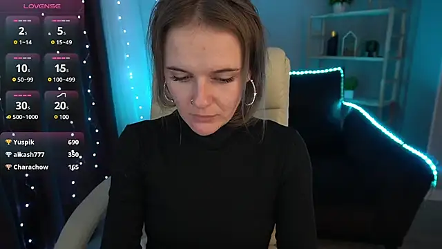 MaribelRiverr  online show from 01-01-25, 04:07