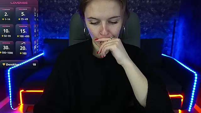 MaribelRiverr  online show from 01-27-25, 09:55