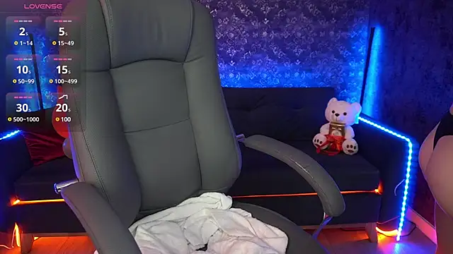 MaribelRiverr  online show from 02-11-25, 09:53