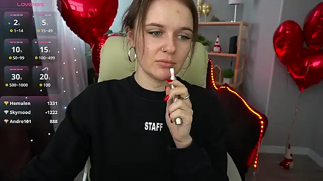 MaribelRiverr  online show from 02-15-25, 09:49