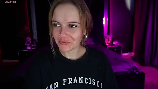 MaribelRiverr  online show from 09-12-25, 05:40