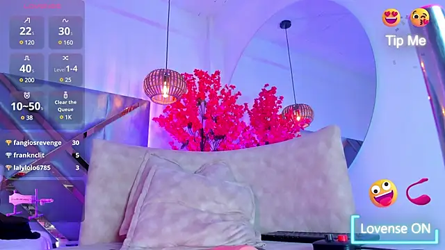 KimVelezz online show from 01-25-25, 11:11