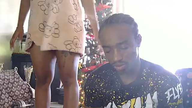 Snapshot of exotic__couple chatting on 12-12-24, 04:43 exotic  couple online show from 12-12-24, 04:43