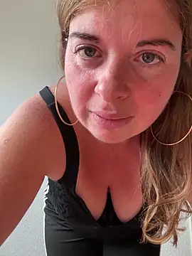 Lombada online show from 09-28-25, 08:31