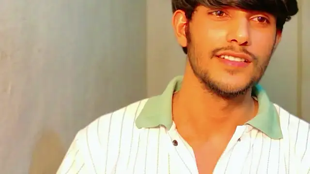 Snapshot of kingkartik7 chatting on 03-18-26, 06:22 kingkartik7 online show from 03-18-26, 06:22