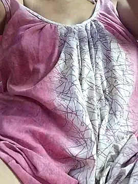 Snapshot of miss-Riy chatting on 05-10-26, 04:45 miss-Riy online show from 05-10-26, 04:45