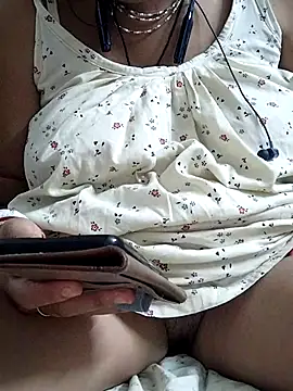 miss-Riy online show from 06-30-26, 05:14