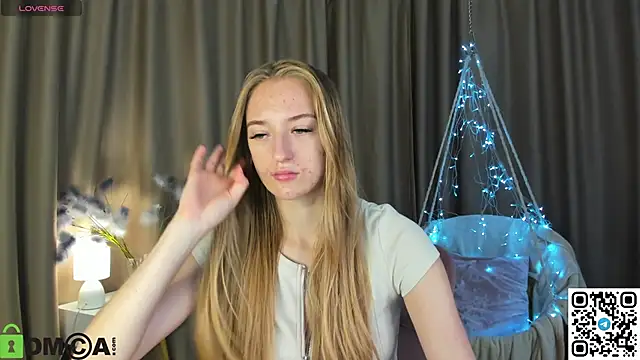 Snapshot of Stacy_River chatting on 09-30-25, 07:46 Stacy River online show from 09-30-25, 07:46