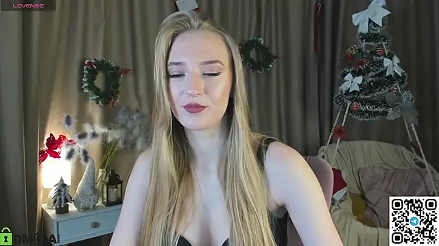 Snapshot of Stacy_River chatting on 12-02-25, 09:58 Stacy River online show from 12-02-25, 09:58