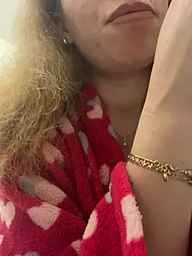 Snapshot of EvaRush chatting on 01-12-25, 08:57 EvaRush online show from 01-12-25, 08:57