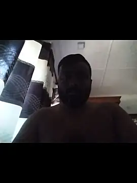 Snapshot of nikini1621 chatting on 02-27-26, 06:35 nikini1621 online show from 02-27-26, 06:35