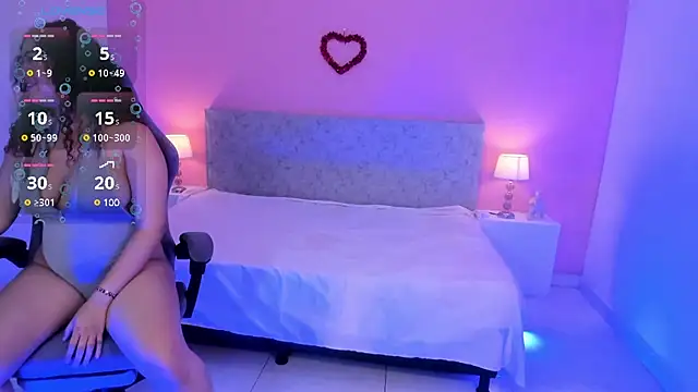 Snapshot of LunaRose5 chatting on 02-24-25, 03:23 LunaRose5 online show from 02-24-25, 03:23