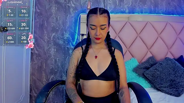 AntonellaQueenn online show from 02-09-25, 12:08