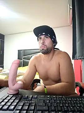 Snapshot of Raziel_X chatting on 03-10-26, 08:47 Raziel X online show from 03-10-26, 08:47