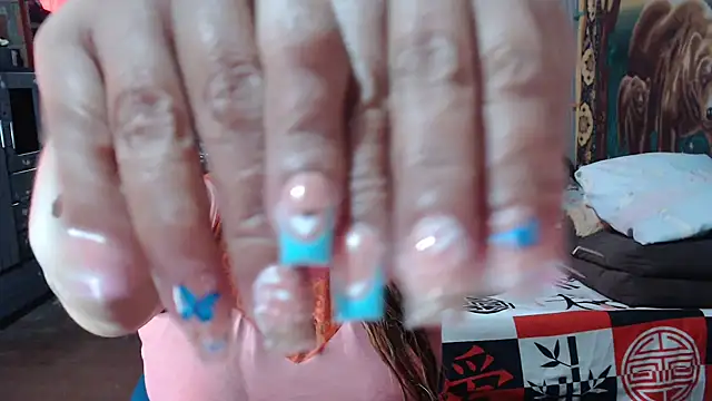 Snapshot of mom_son_dirty chatting on 02-04-26, 01:50 mom son dirty online show from 02-04-26, 01:50