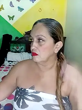 mom son dirty online show from 04-19-26, 08:00