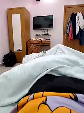 Snapshot of Palak_4u chatting on 01-11-25, 09:15 Palak 4u online show from 01-11-25, 09:15