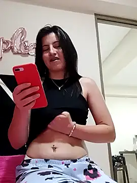 Snapshot of Salomecam30 chatting on 02-05-25, 01:37 Salomecam30 online show from 02-05-25, 01:37