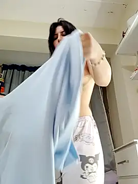 Snapshot of Salomecam30 chatting on 02-14-25, 05:09 Salomecam30 online show from 02-14-25, 05:09