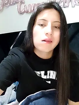 Snapshot of Salomecam30 chatting on 02-20-25, 04:28 Salomecam30 online show from 02-20-25, 04:28