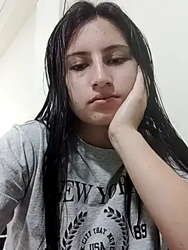 Snapshot of Salomecam30 chatting on 03-02-25, 10:16 Salomecam30 online show from 03-02-25, 10:16