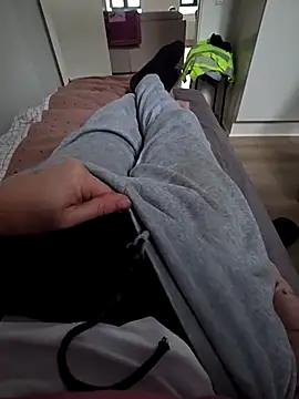 poldek38 online show from 12-17-25, 11:49