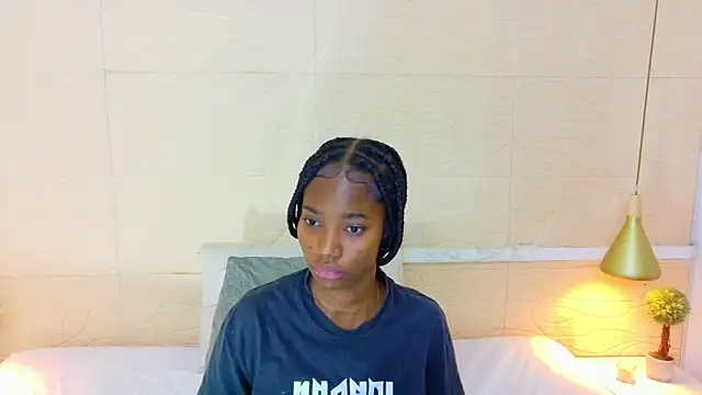 Snapshot of Chocolatte_bar chatting on 02-25-26, 01:43 Chocolatte bar online show from 02-25-26, 01:43